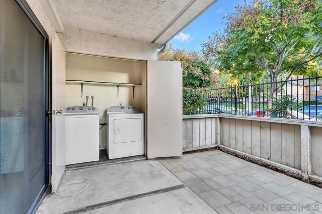 450 W Vermont Ave 105, Escondido CA: https://media.crmls.org/mediaz/512aeebb-1869-45dc-bbef-44f4f1aef12b.jpg