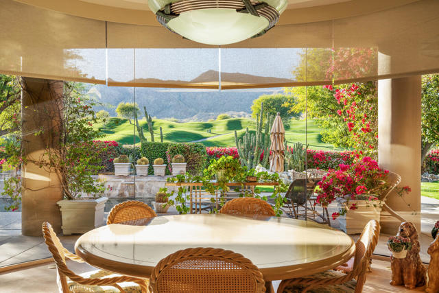 203 Kiva Drive, Palm Desert CA: https://media.crmls.org/mediaz/512c15ef-bcc0-4399-9a5d-e069722531b0.jpg
