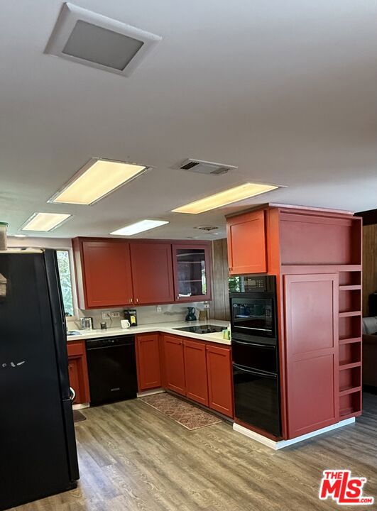 1053 Tellem Drive, Pacific Palisades CA: https://media.crmls.org/mediaz/512e67dd-c09c-43ab-9bd9-3e3826ba2373.jpg