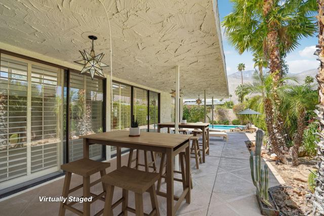 1540 E Sierra Way, Palm Springs CA: https://media.crmls.org/mediaz/512ffc24-4a0b-4743-b854-a7c7f47a1d41.jpg