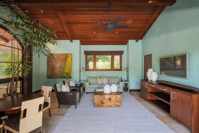 995 Matadero Avenue, Palo Alto CA: https://media.crmls.org/mediaz/5130089e-6c8d-4ef3-b230-1b3f0288c77c.jpg