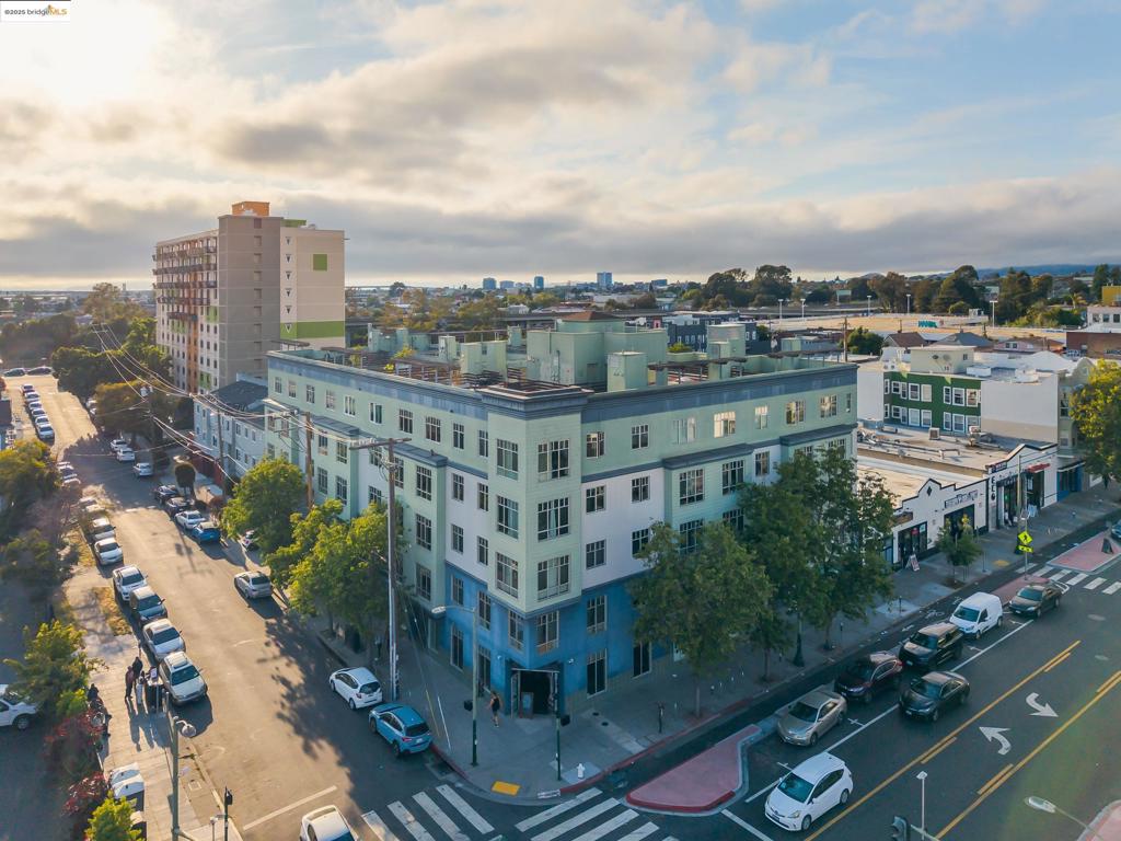 2407 Telegraph Ave #504