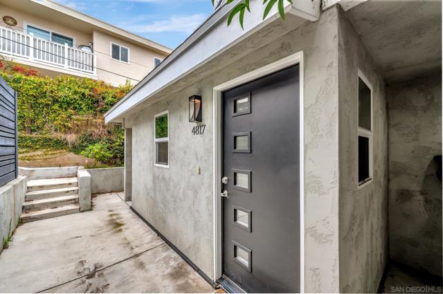 4817 4821 Coronado Ave., San Diego CA: https://media.crmls.org/mediaz/5130a536-b2bf-4b95-a7e6-22b30a85743f.jpg