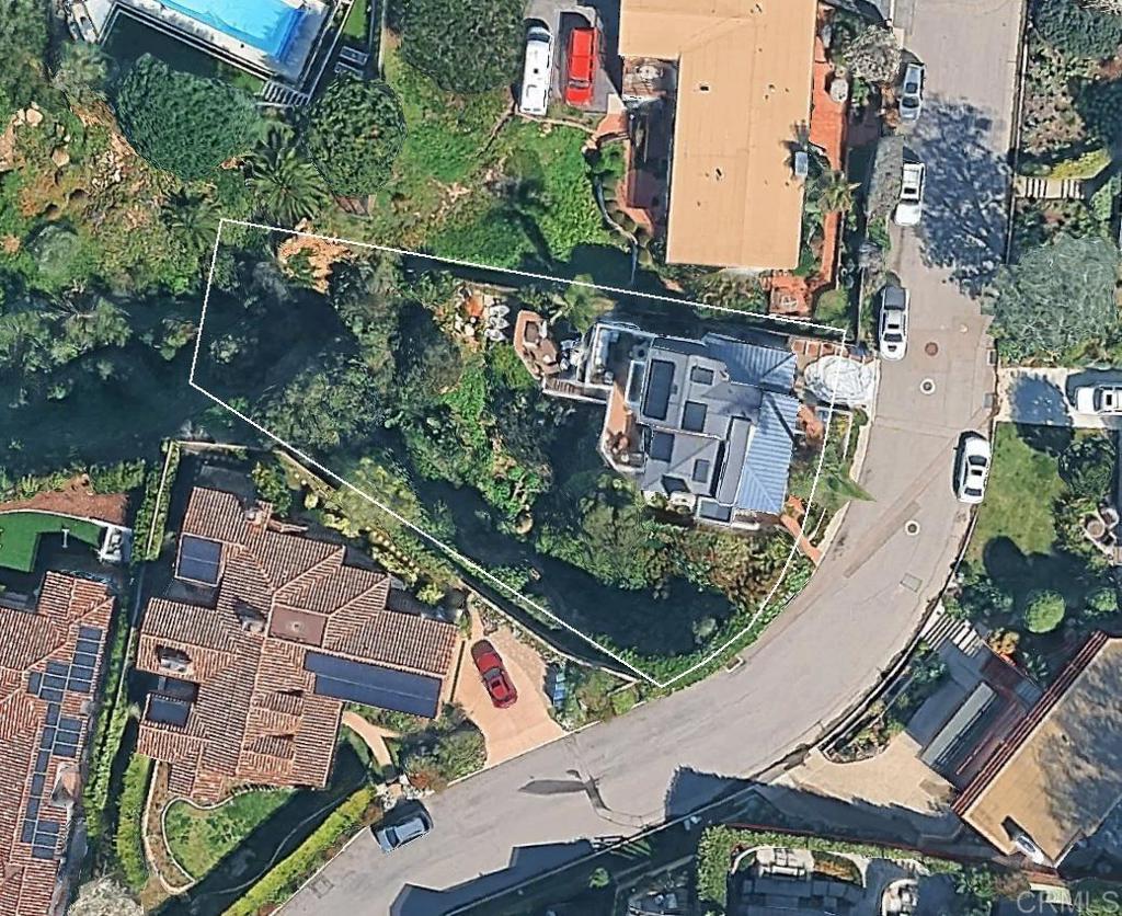 https://media.crmls.org/mediaz/5131d854-c2c1-43bc-8769-e0e658af4443.jpg?preset=X-Large
