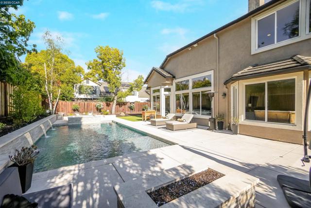 139 Shelterwood Ln, Danville CA: https://media.crmls.org/mediaz/51325e64-a04e-4baa-ba76-69692f9c2c6f.jpg
