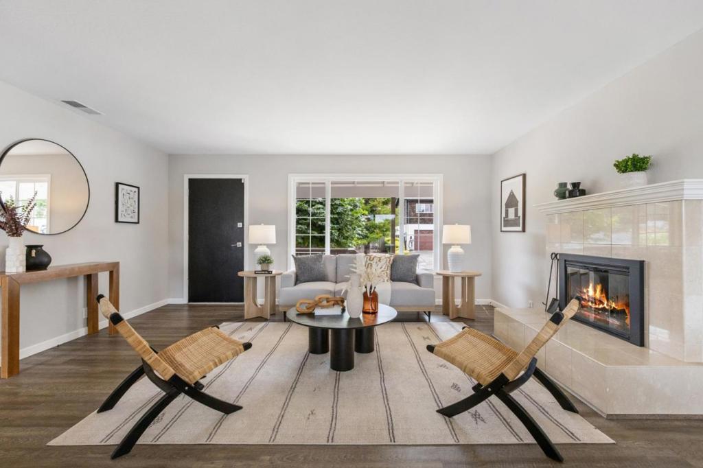 513276C4 10F3 446B 9C1F 4Fc99D456A4B 812 Burns Court, Pacifica, Ca 94044 &Lt;Span Style='BackgroundColor:transparent;Padding:0Px;'&Gt; &Lt;Small&Gt; &Lt;I&Gt; &Lt;/I&Gt; &Lt;/Small&Gt;&Lt;/Span&Gt;