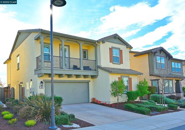 528 Caprio Ct, San Ramon CA: https://media.crmls.org/mediaz/5132bf4a-46cb-421f-9b65-5e17fba51f58.jpg