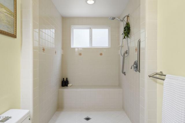 Detail Gallery Image 25 of 56 For 2351 Pierpont Bld, Ventura,  CA 93001 - 3 Beds | 2/1 Baths