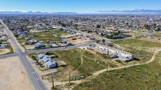 16670 Sequoia Street, Hesperia CA: https://media.crmls.org/mediaz/51333186-a13b-4457-8c75-11d93df23441.jpg