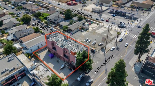 5734 S Broadway, Los Angeles CA: https://media.crmls.org/mediaz/51338c01-21aa-47ab-a767-a699ebffccbf.jpg