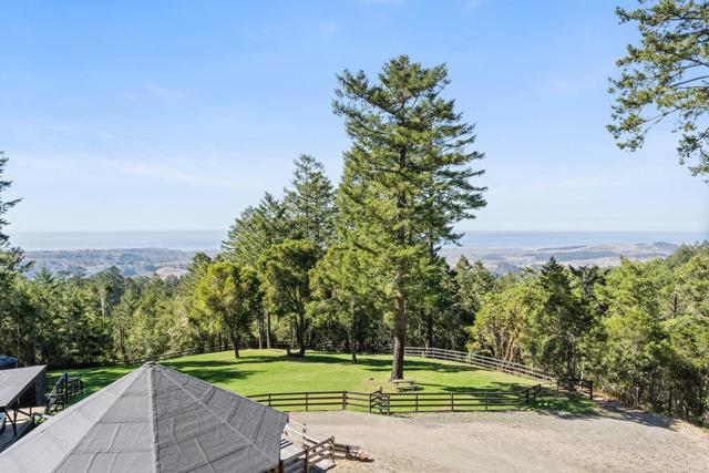 200 S Ranch Road, Pescadero CA: https://media.crmls.org/mediaz/51350156-e4b5-427e-b65e-a5c82fa2b766.jpg