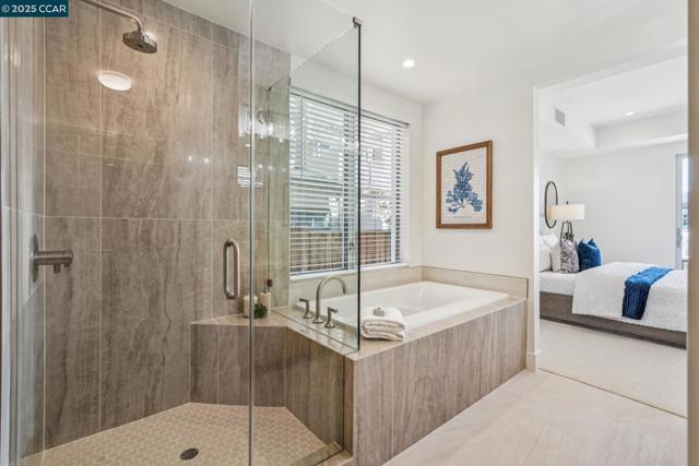 1756 Cole Ave, Walnut Creek CA: https://media.crmls.org/mediaz/513550f2-ce7b-44dc-9c07-26e3ba20ea50.jpg