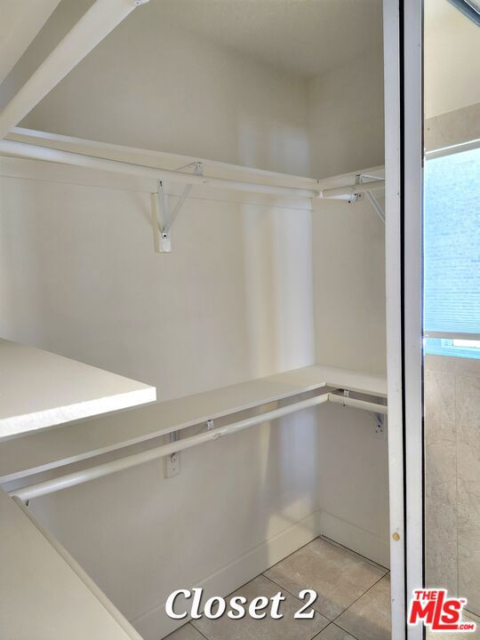 857 S Norton Avenue, Los Angeles CA: https://media.crmls.org/mediaz/5136106b-44ed-4622-a5aa-cc74752f7488.jpg
