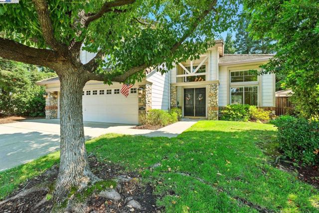 304 Dillon Court, Roseville CA: https://media.crmls.org/mediaz/51363f1c-6bd4-4f93-8f7f-9207e81c51f2.jpg
