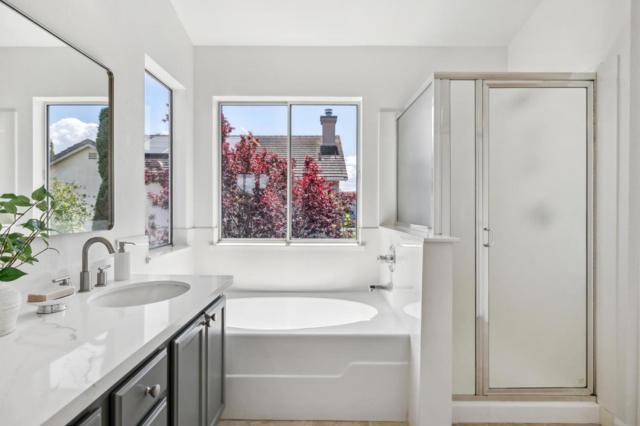 Image 32 of 52 For 4216 Verdigris Circle