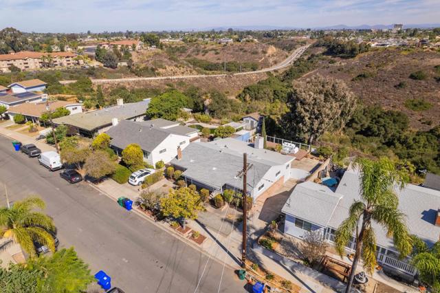 Image 32 of 43 For 3833 Tomahawk Ln