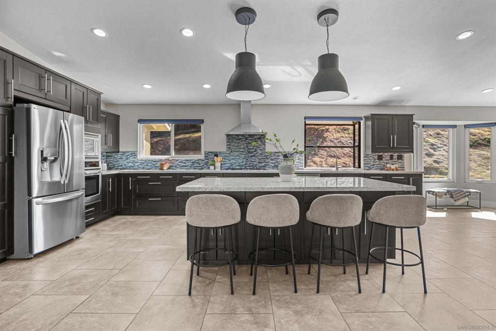 MLS #250043071SD image #41