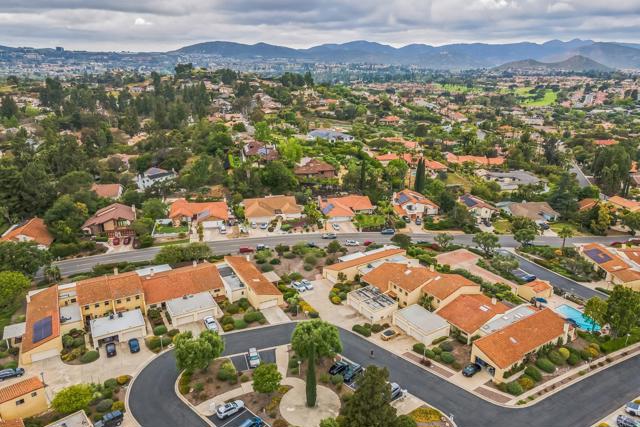 Detail Gallery Image 28 of 33 For 13426 the Sq, Poway,  CA 92064 - 2 Beds | 2 Baths
