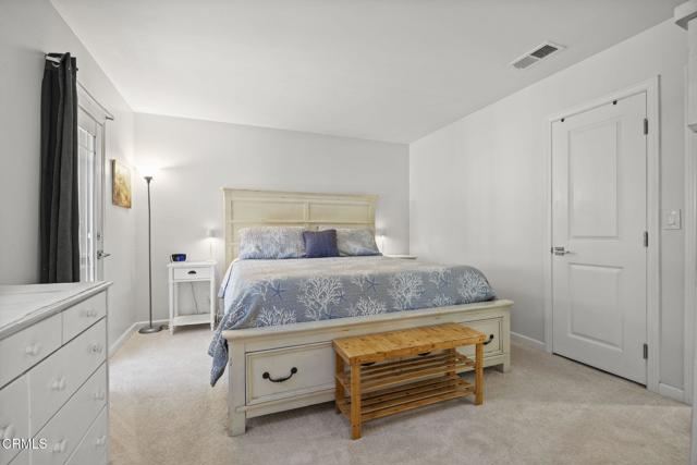 3151 W Hemlock Street, Oxnard CA: https://media.crmls.org/mediaz/5139b740-748b-414e-a8bc-a43036b85d85.jpg