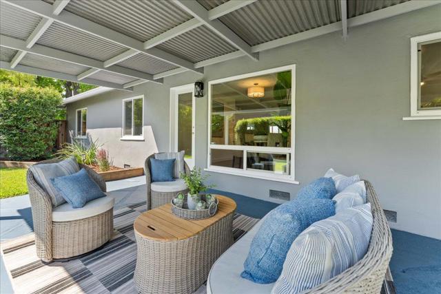 323 N Cypress Avenue, Santa Clara CA: https://media.crmls.org/mediaz/5139faef-5b98-4bc3-bb63-a892965803bf.jpg