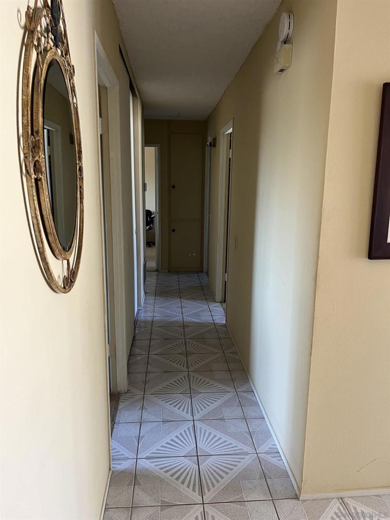 MLS #250026465SD img 2