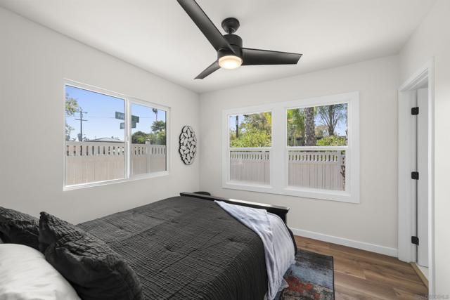 3675 Herbert St, San Diego CA: https://media.crmls.org/mediaz/513c5caf-f6d0-46f8-b749-262a101de3be.jpg