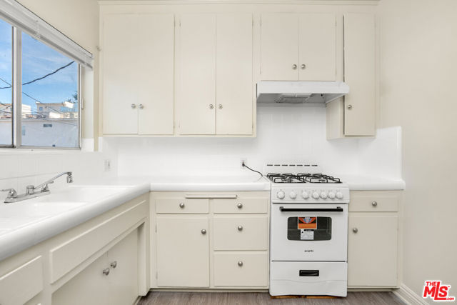 14805 Erwin Street, Van Nuys CA: https://media.crmls.org/mediaz/513db72b-9ced-44e1-98da-ca1136f42eaf.jpg