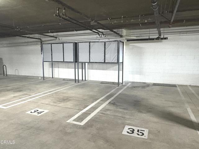 1423 Windshore Way, Oxnard CA: https://media.crmls.org/mediaz/513f577a-6666-4589-986e-64df642af469.jpg