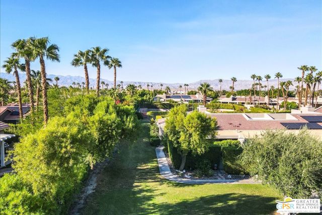 2861 Sundance Circle, Palm Springs CA: https://media.crmls.org/mediaz/514088e1-0504-499e-a58a-aba206126d1a.jpg