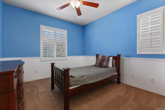 360 Calle Vela, San Marcos CA: https://media.crmls.org/mediaz/5141490b-4d87-4cdd-a3a7-2bdd1740519d.jpg