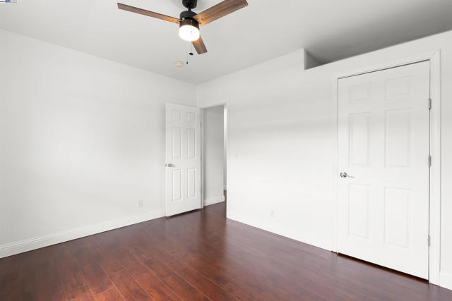 28147 Murcia st, Hayward CA: https://media.crmls.org/mediaz/5142c700-8c05-4b6e-8e37-652cf87bb107.jpg