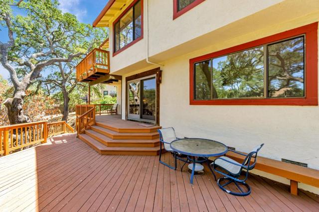 126 Saint Joan Lane, Pleasant Hill CA: https://media.crmls.org/mediaz/514374ec-e68b-453d-a0ac-64a7fd322c10.jpg