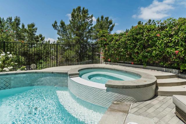 1569 Glencrest Drive, San Marcos CA: https://media.crmls.org/mediaz/51438068-4b93-4655-92b8-781352458103.jpg