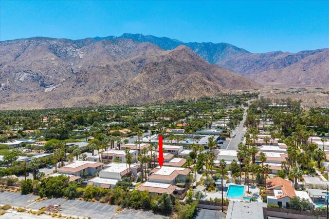 1870 N Mira Loma Way, Palm Springs CA: https://media.crmls.org/mediaz/5143fce9-6662-4730-9e03-1ec6699d20a5.jpg