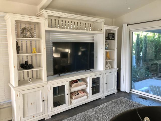 74711 Dillon Rd Spc 1017, Desert Hot Springs CA: https://media.crmls.org/mediaz/5143fe0f-4806-4573-8855-58ec41a3e1ff.jpg