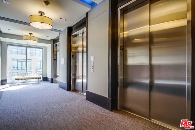 1100 S Hope Street, Los Angeles CA: https://media.crmls.org/mediaz/5144f18b-fd96-4df6-8440-9934e1a2e8b5.jpg