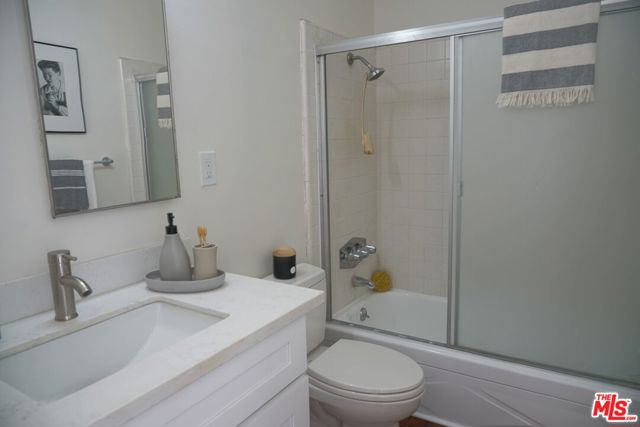 756 Hyperion Avenue, Los Angeles CA: https://media.crmls.org/mediaz/51457b0c-616f-45e2-9c0a-9ac899d899d4.jpg