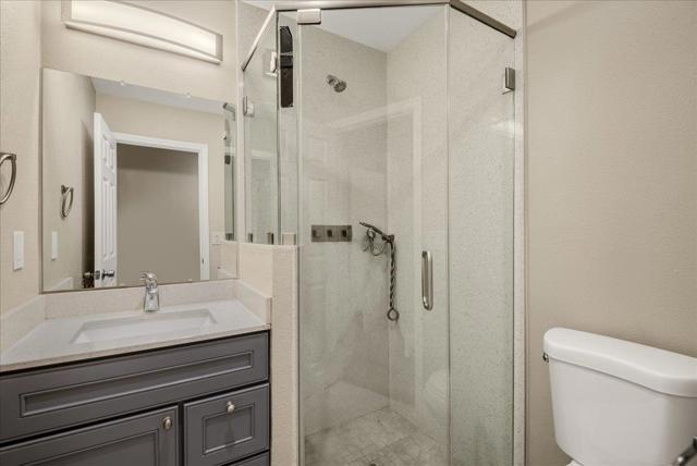 Image 33 of 67 For 2604 Sierra Vista Court