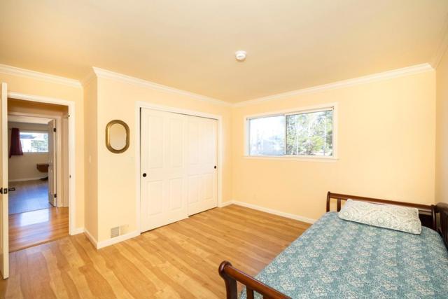 551 4th Street, Montara CA: https://media.crmls.org/mediaz/5146150a-8a2c-4ff8-9de7-d596f75e3cc3.jpg