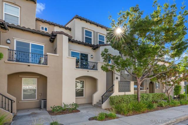 10551 Sanshey Lane, San Diego CA: https://media.crmls.org/mediaz/5146db39-4d6d-4e2c-bdb9-e549e1f97718.jpg