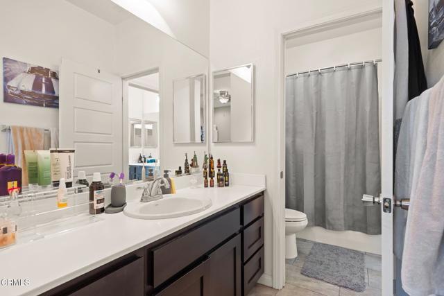 396 Edgewood Drive, Fillmore CA: https://media.crmls.org/mediaz/51471bcb-086b-4e0c-8d27-e01001e19032.jpg