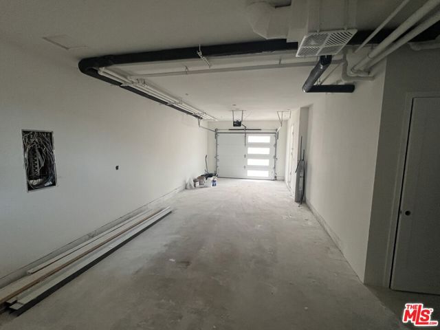 1228 1/2 S Berendo Street, Los Angeles CA: https://media.crmls.org/mediaz/514840e1-c926-4bdb-8940-5baa7821e43a.jpg
