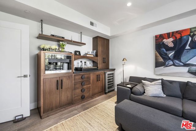 Drew Fenton | 900 S Westgate Avenue Los Angeles CA | MLS: 7293720