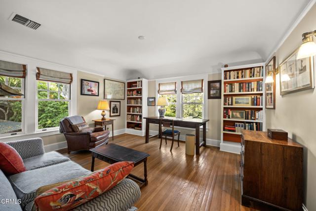 412 Oaklawn Avenue, South Pasadena CA: https://media.crmls.org/mediaz/514a920b-f905-4735-8480-8a37f30fd195.jpg