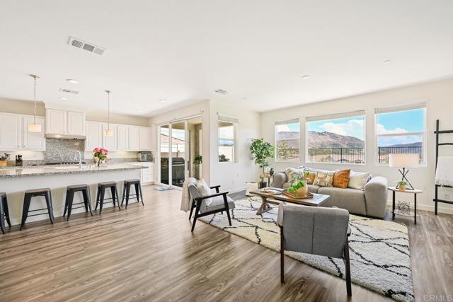 Front Image Thumbnail for CRNDP2510808