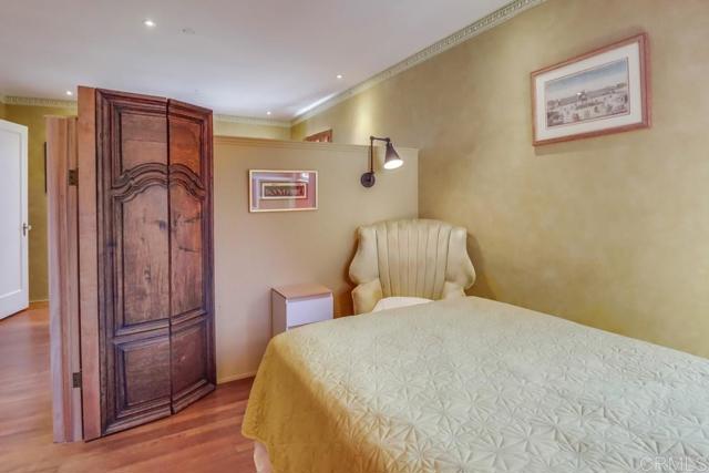 Detail Gallery Image 61 of 73 For 3014 Xenophon St, Point Loma,  CA 92106 - 5 Beds | 3 Baths