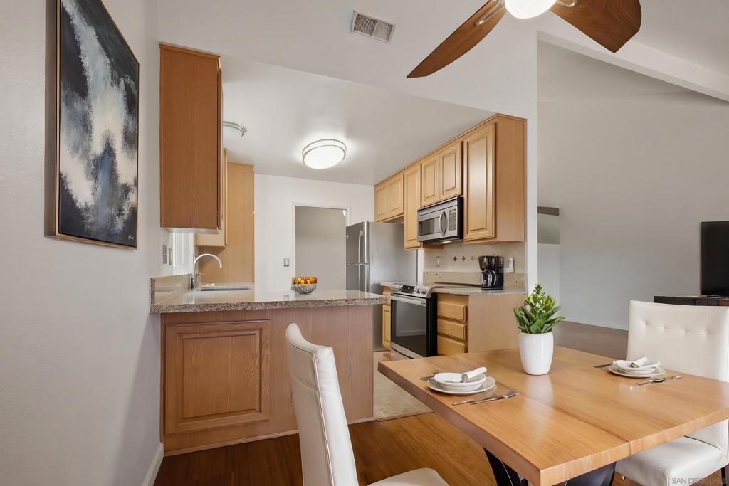 1612 Bridgeview Dr - photo 11