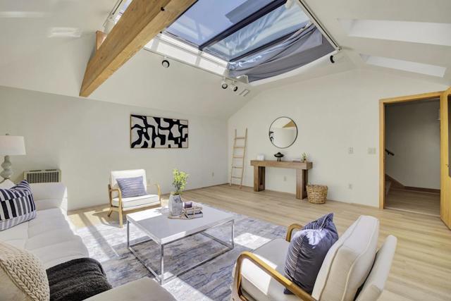 50 Hermosa Avenue, Oakland CA: https://media.crmls.org/mediaz/514d2a85-486c-4af8-baed-869d095276c5.jpg