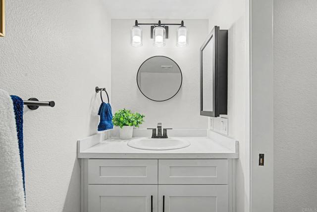 Detail Gallery Image 13 of 36 For 3025 Iris Ave #B,  San Ysidro,  CA 92173 - 3 Beds | 2/1 Baths