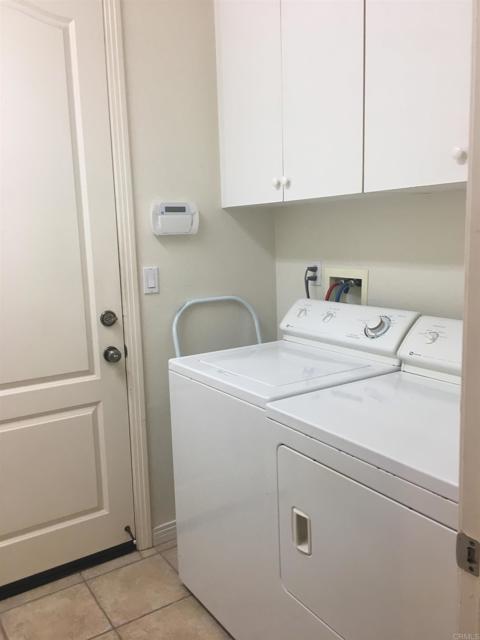 Detail Gallery Image 18 of 21 For 10623 Paseo Allegria Ave, San Diego,  CA 92127 - 3 Beds | 3 Baths